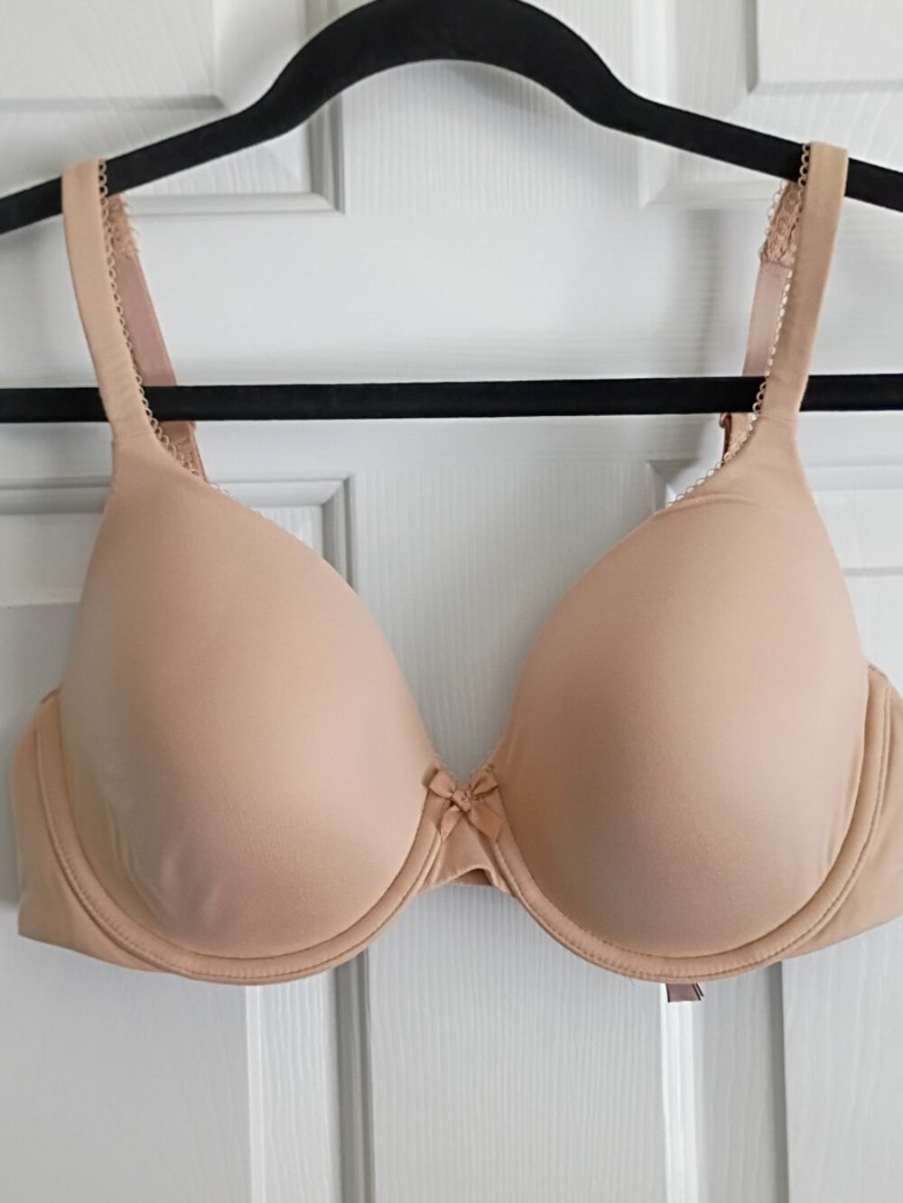 Victoria's Secret BODY Lined Perfect Coverage Bra Tan Nude Size 34D